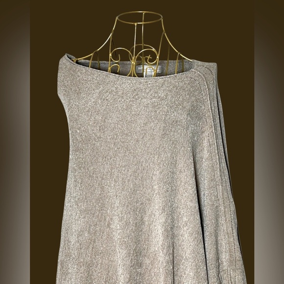 Barefoot Dreams Tan CozyChic Lite Weekend Wrap Poncho, One Size Fits Most - Picture 9 of 16